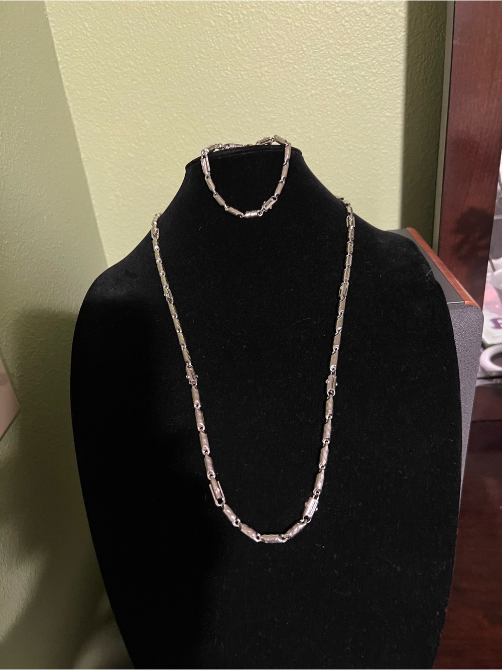 Silver Link Necklace and Bracelet Set - Silver
